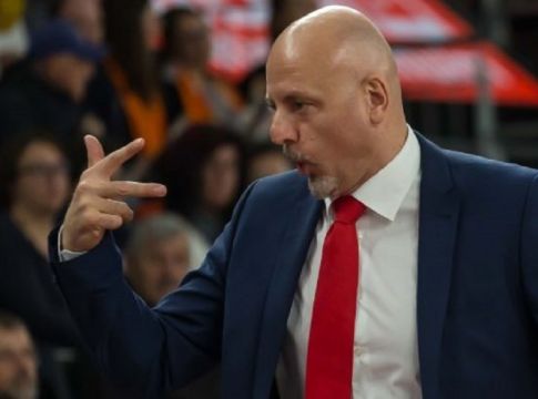 Ο Σάσα Ομπράντοβιτς στον Ερυθρό Αστέρα