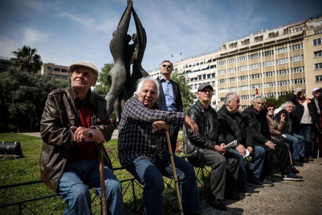 Αναδρομικά συνταξιούχων: Βρέθηκε λύση για τη φορολόγησή τους