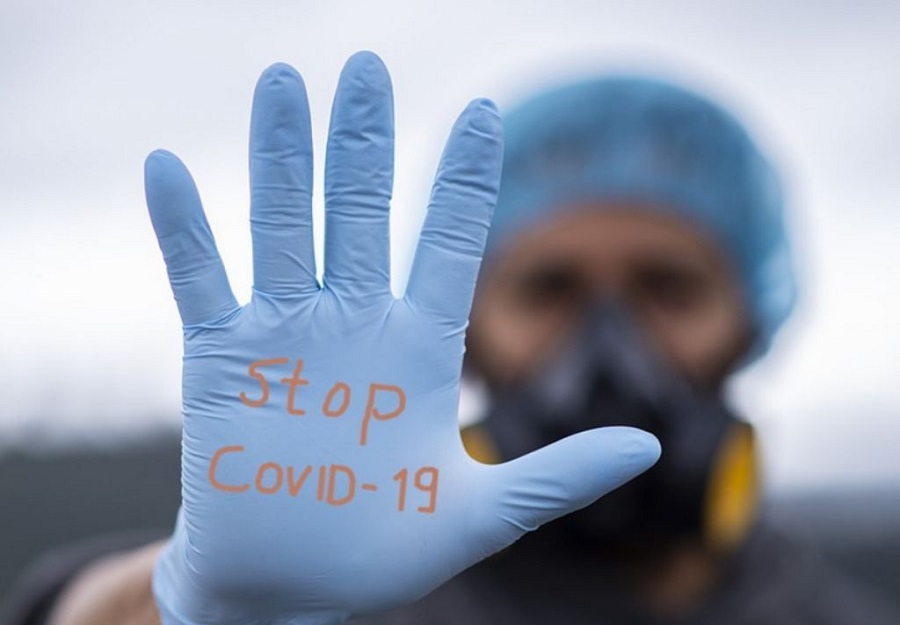Κορωνοϊός : Αυτά είναι τα «νέα» συμπτώματα που προξενεί η COVID-19