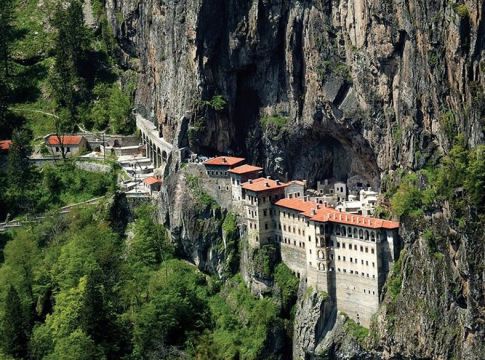 Νέα «έκπληξη» Ερντογάν : Τον Δεκαπενταύγουστο μπορεί να γίνει λειτουργία στην Παναγία Σουμελά