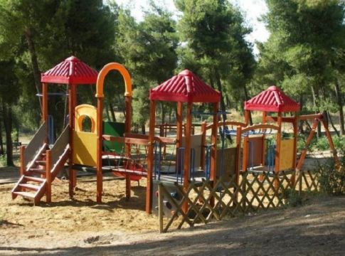 Κορωνοϊός : Συναγερμός στη Χαλκιδική – Θετικό στον ιό κορίτσι σε κατασκήνωση