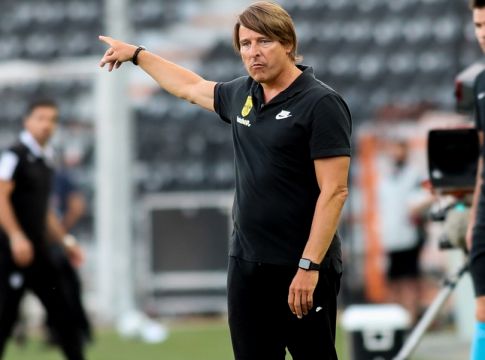 Ένινγκ : «Φαβορί η Βόλφσμπουργκ, δεν είναι αδύνατο να νικήσει η ΑΕΚ» (vid)