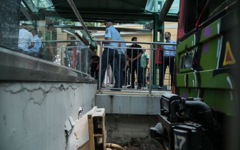 Δείτε εικόνες από το σημείο του ατυχήματος στο σταθμό ΗΣΑΠ στην Κηφισιά