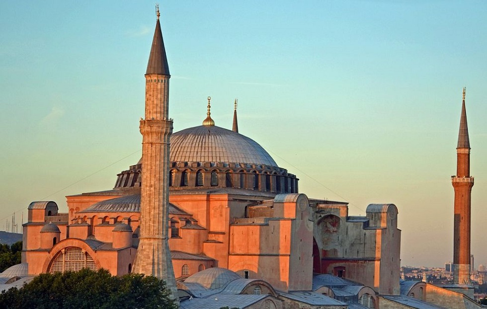 Αγία Σοφία : Οι φόρμουλες των Τούρκων για να μετατραπεί σε τζαμί – Σήμερα η απόφαση