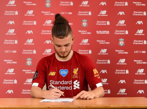 Λίβερπουλ : «Ανδρώθηκε» ο Έλιοτ (pic)