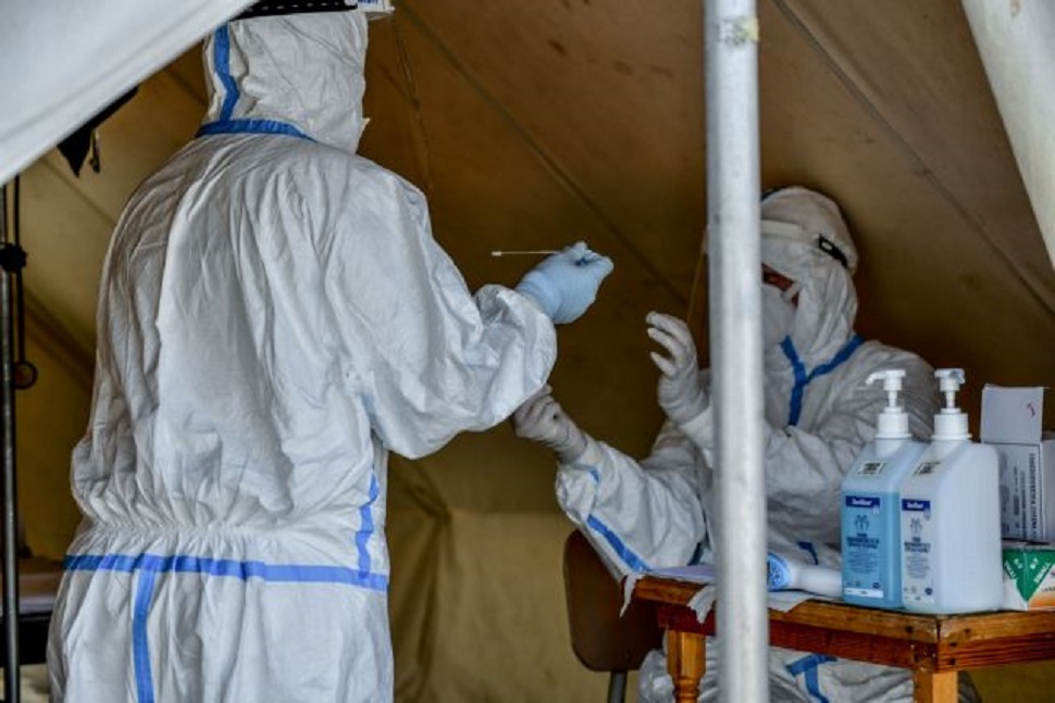 Κορωνοϊός : Οι φόβοι για νέα πανδημία φέρνoυν μέτρα