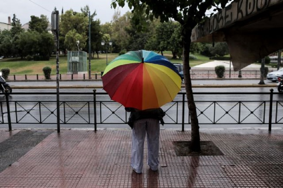 Άστατος καιρός από σήμερα – Βροχές, καταιγίδες και πτώση της θερμοκρασίας