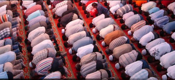 Κορωνοϊός : Νέα μέτρα για το Μπαϊράμι των μουσουλμάνων – Τι απαγορεύεται