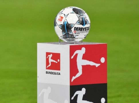 Bundesliga : Θα εξηγούνται μέσω Twitter οι αποφάσεις του VAR (pic)