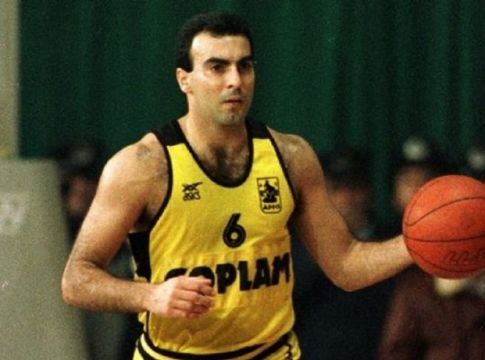 ΚΑΕ Άρης : «Ο Θεός του ελληνικού μπάσκετ έχει γενέθλια» (pic)
