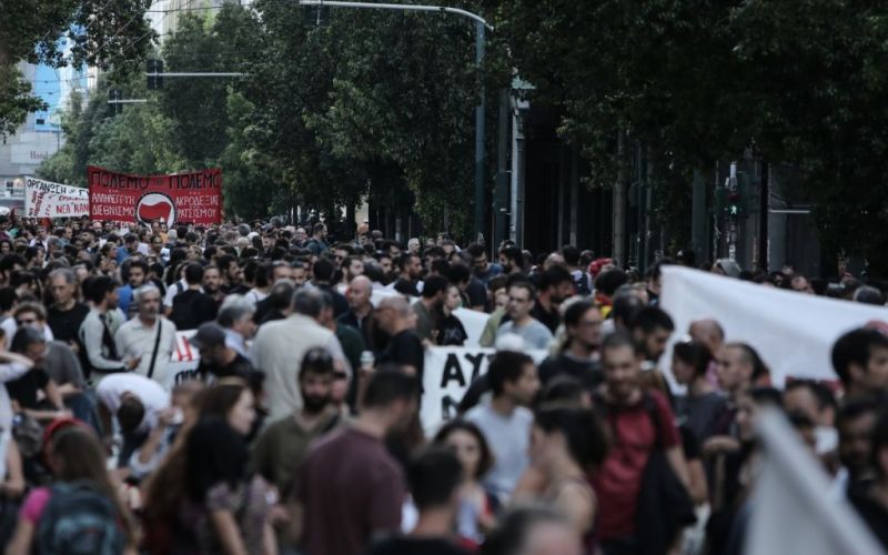 Ομάδα Νομικής Βοήθειας : Το νομοσχέδιο για τις διαδηλώσεις είναι αντισυνταγματικό