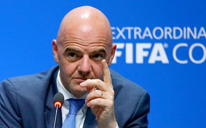 Ινφαντίνο : Κατηγορίες για επαφές με κύκλωμα διαφθοράς