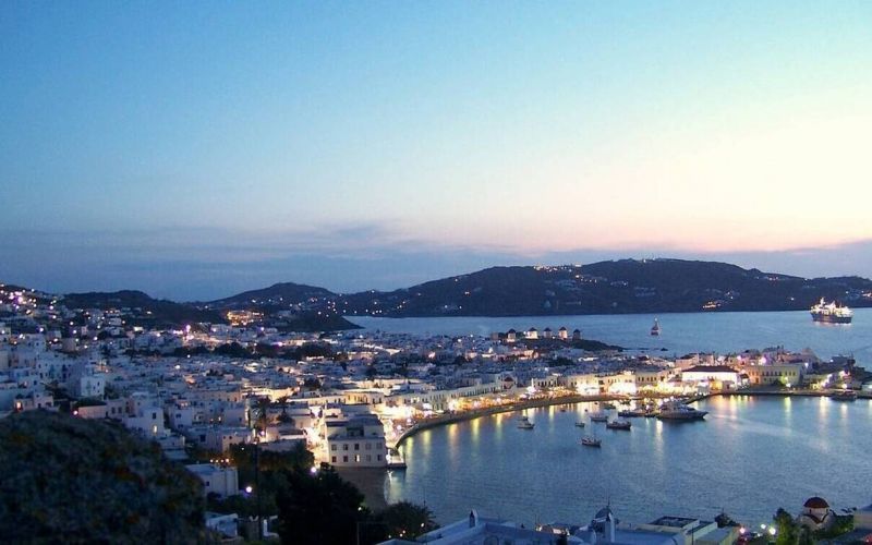 Κορωνοϊός – Μύκονος : Έτσι θα «μπλοκάρει» τα πριβέ πάρτι η ΕΛΑΣ