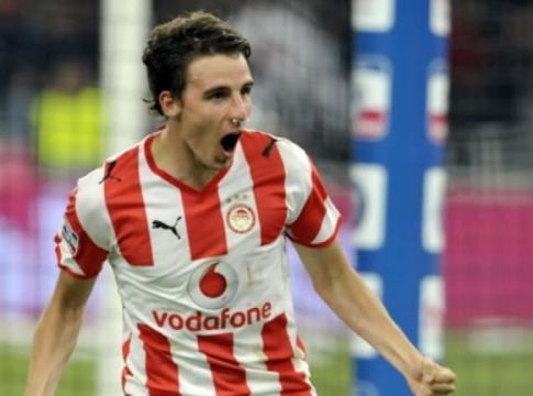 Ντάρμπισιρ για Ολυμπιακό : «Είναι σαν να ανήκω εδώ, στο γκολ του Λονδίνου κλώτσησα το τραπέζι» (vid)