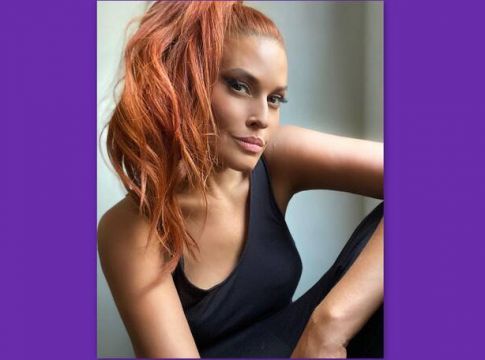 Σίσσυ Χρηστίδου : Κι όμως τολμά! Το πρώτο βίντεο με μαγιό και χωρίς ρετούς!