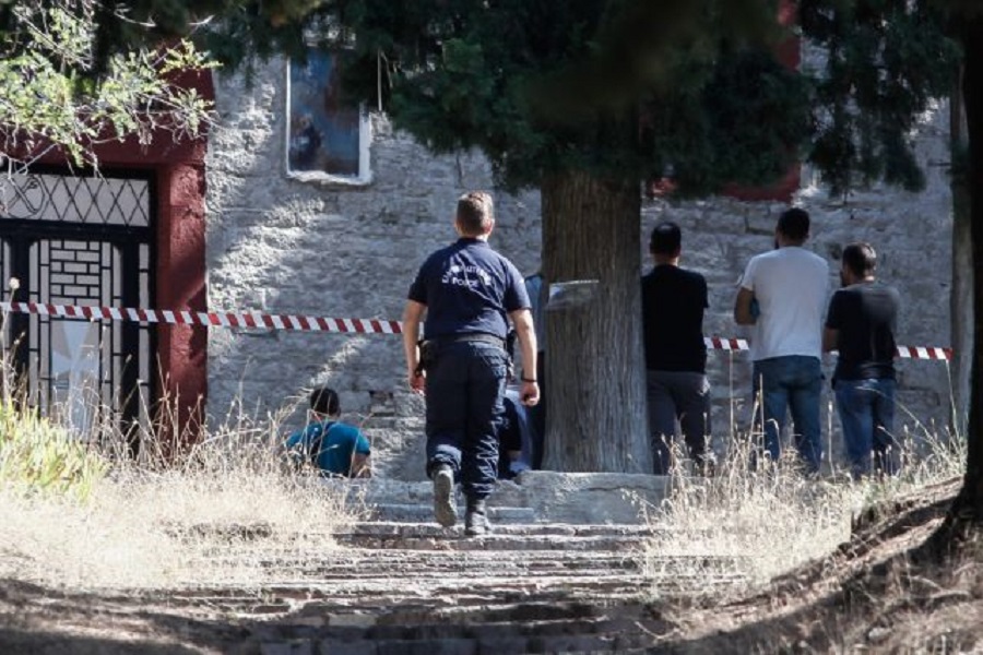 Έγκλημα ή αυτοκτονία; – Θρίλερ με τον θάνατο της 16χρονης στα Τρίκαλα (vids)