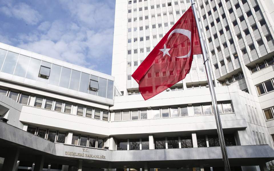 Τουρκικό ΥΠΕΞ : «Να δουν τι έπαθαν στο Αιγαίο όσοι δεν έδειξαν σημασία στη σημαία μας»