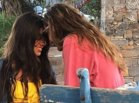 Βανδή : Η φωτό με την κόρη της είναι θαύμα! Ζηλέψαμε το στιλ της Μελίνας