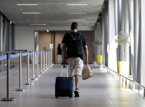 Κορωνοϊός : Ο χάρτης των κρουσμάτων – Ανησυχία για τα εισαγόμενα, ξεπερνούν ξανά τα εσωτερικά