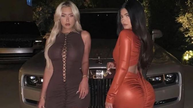 Η Ελληνίδα κολλητή φίλη της Kylie Jenner τα σπάει