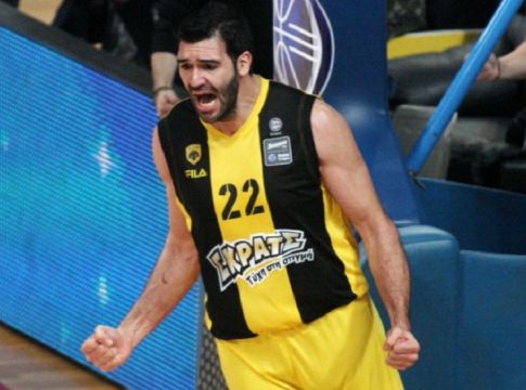 Τα… διαφορετικά «Χρόνια Πολλά» της ΑΕΚ στον Μαυροειδή (pic)