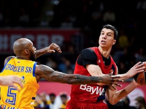 Ραζνάτοβιτς : Διαψεύδει την αποχώρηση Λούτσιτς από την Μπάγερν