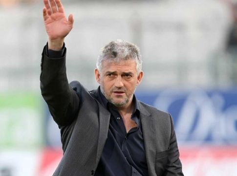 Τσιώλης : «Μου είχε λείψει η μυρωδιά του πάγκου»