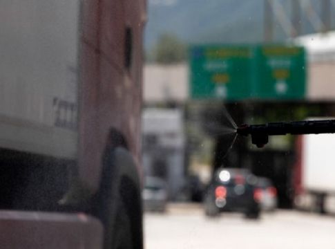 Τουρισμός : Κλείνουν από σήμερα τα σύνορα της Ελλάδας για τους Σέρβους