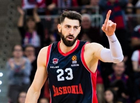 Σενγκέλια : «Κουβαλούσα και κουβαλάω την ψυχή της Γεωργίας»