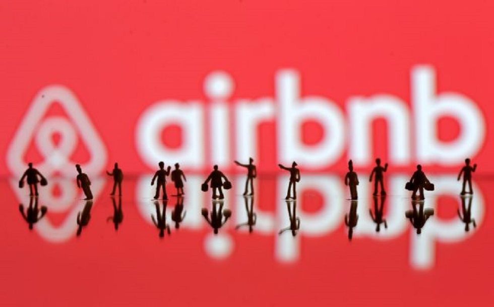 Η Airbnb βάζει τέλος στα πάρτι και τις κοινωνικές εκδηλώσεις λόγω κορωνοϊού