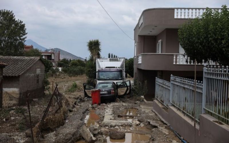 Εικόνες βιβλικής καταστροφής σε Ψαχνά και Μπούρτζι – Διαλύθηκαν τα πάντα από τις πλημμύρες