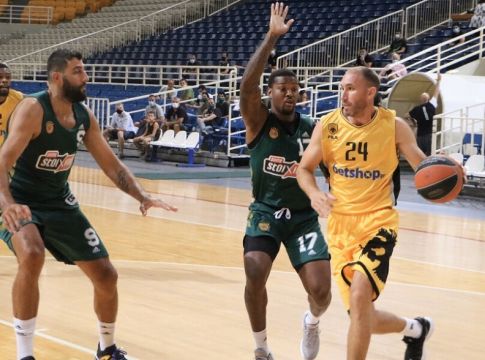 Νοκ άουτ για σχεδόν δέκα ημέρες ο Λοτζέσκι