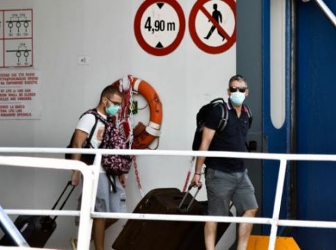 Κορωνοϊός : Αυξάνεται το πρωτόκολλο των επιβατών στα πλοία