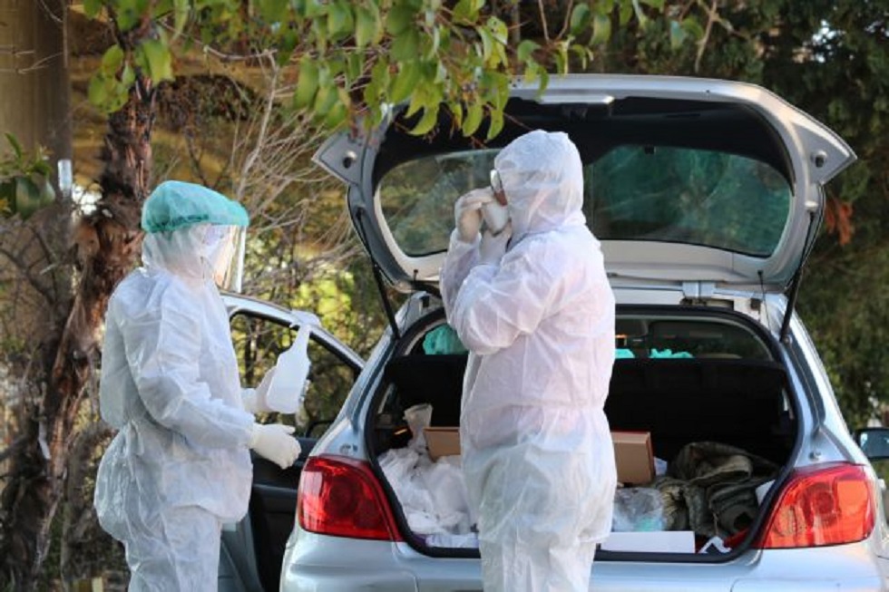 Κορωνοϊός : Τι πρέπει να ξέρετε για τα μοριακά τεστ – Πόσο κοστίζουν, πότε βγαίνουν τα αποτελέσματα, τι να κάνετε αν είναι θετικό