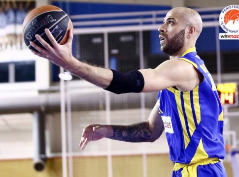 Περιστέρι : Ανανέωσε με τον Βασιλόπουλο