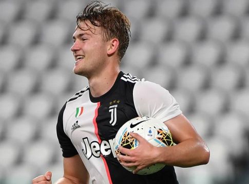 «Νυστέρι» ο Ντε Λιχτ