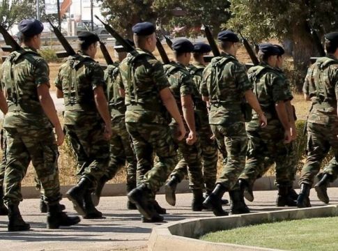 Κορωνοϊός : Συναγερμός με κρούσματα στον Ελληνικό Στρατό – Θετικοί στρατιώτες και ένας αξιωματικός