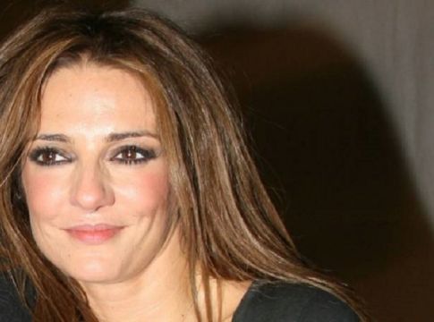 Μαρία Λεκάκη : Την έχεις δει άβαφη και με μαγιό στην παραλία;