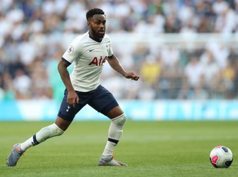 Ρόουζ : «Μου ζητάνε την απόδειξη αγοράς του αυτοκινήτου μου, αυτό είναι ρατσισμός»