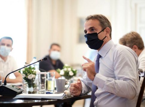 Μητσοτάκης : Εντός του Ιανουαρίου στην Ελλάδα τα εμβόλια