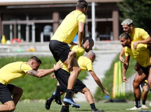 Με θεατές η πρωινή προπόνηση του Άρη (pics)
