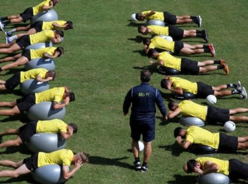 Σύνδεσμοι οπαδών Άρη : «Άτυχη επιλογή της ΠΑΕ το φιλικό με τη Σάλκε»