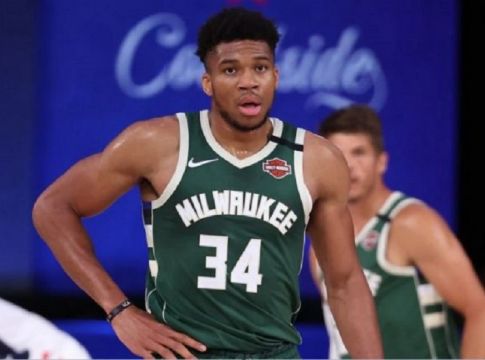 Πρόκληση προς Γιάννη: «Αυτός είναι ο MVP σας;»