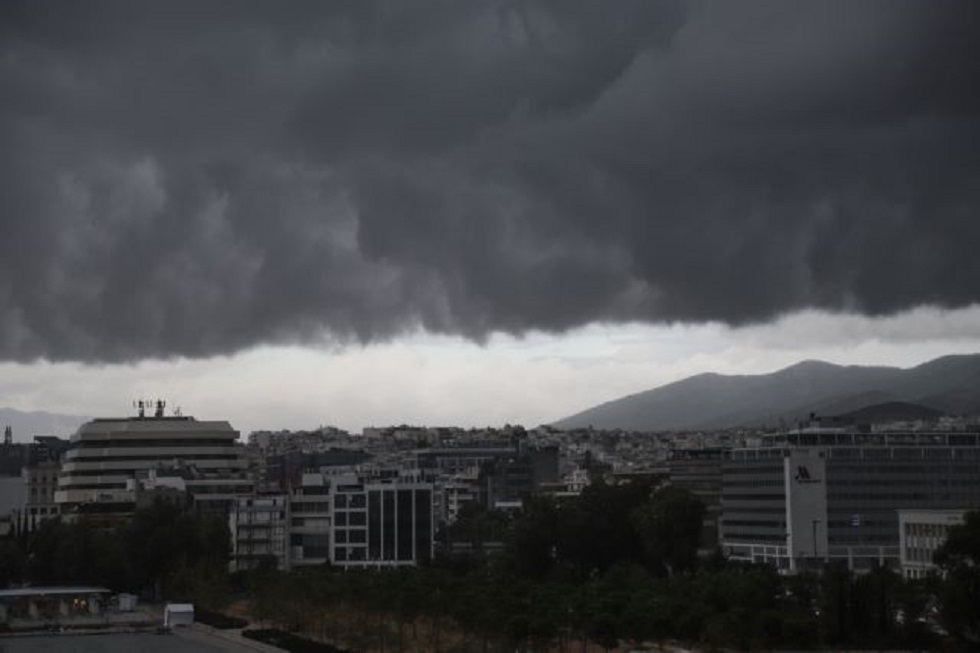 Κακοκαιρία : Συνεχίζεται η επέλαση της «Θάλειας» με βροχές και καταιγίδες – Πότε θα υποχωρήσει