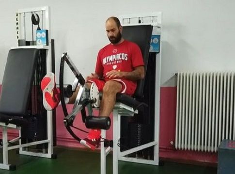 Ολυμπιακός : Τα βάρη των «ερυθρόλευκων» στο Μέτσοβο (vid)