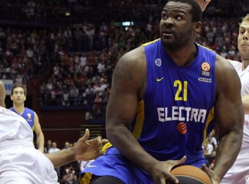 Μακάμπι : Πρώτος ο Σχορτσανίτης στην ομάδα της 10ετίας (vid)