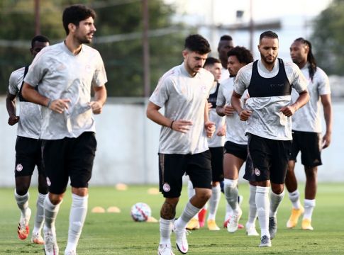 Η αποστολή του Ολυμπιακού για την Ομόνοια – Μέσα ο Σα