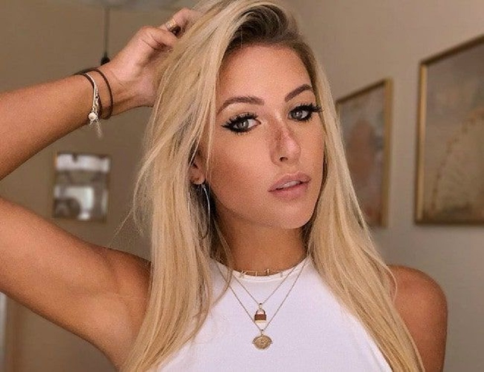 Εμπρός στα κάλλη της Kiki Passo πας… πάσο (pics)