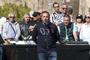 Έπιασε δουλειά η προπαγάνδα : «Δεν θα λείψει ο Λημνιός»