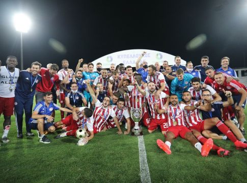 Ολυμπιακός : Το «λιοντάρι» τους έκανε μια… χαψιά